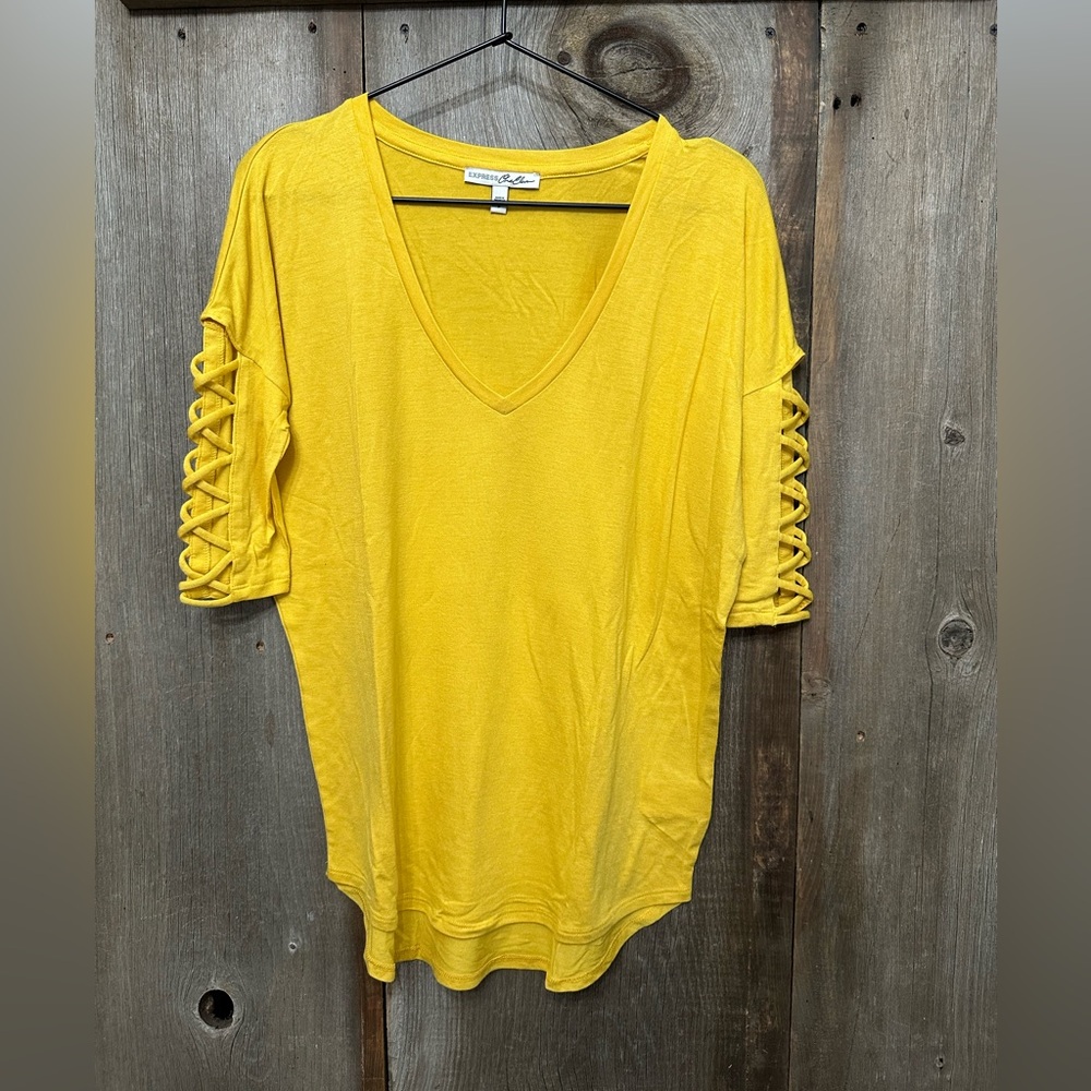 Express One Eleven Lace-up Sleeve London Tee in Yellow Size Small Women’s - Picture 3 of 14